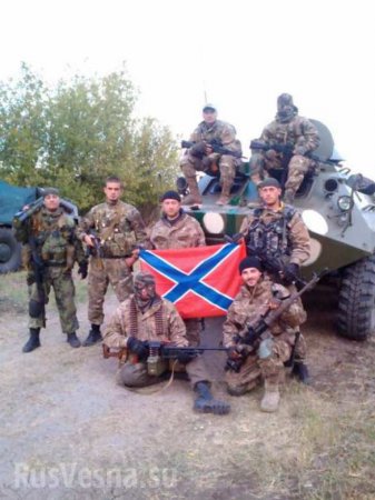 Мариуполь: разведчики батальона «Новороссия» захватили БТР-60 и второй БТР подбили (фото)