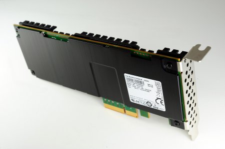 Samsung начинает производство NVMe SSD объёмом 3,2 ТБ