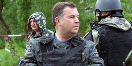 Порошенко предложил на должность министра обороны кандидатуру военного прес ...