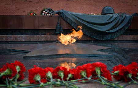 Сегодня в России впервые отмечают День Неизвестного солдата