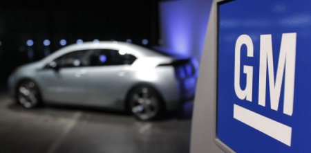 СМИ: General Motors и Jaguar Landrover приостановили продажи автомобилей в РФ
