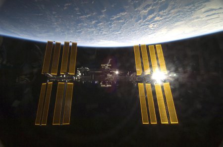 Роскосмос и NASA cоздадут совместную космическую станцию
