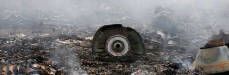 Шокин и Наливайченко показали фильм о крушении Boeing 777 на Донбассе