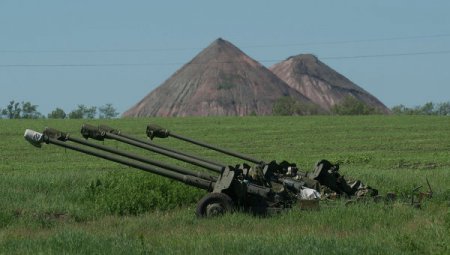 Киев заявил о начале отвода техники калибром менее 100 мм в Донбассе