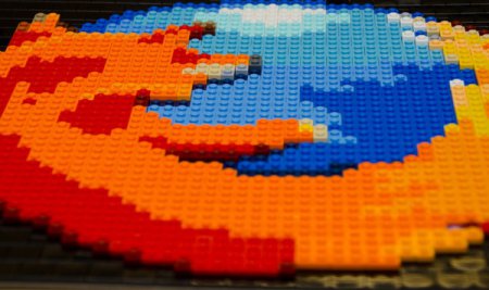 Mozilla отказывается от рекламы в плитках