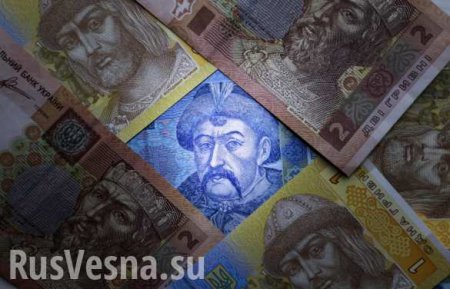 Гривна попала в тройку самых слабых валют в Европе и СНГ (ГРАФИК)