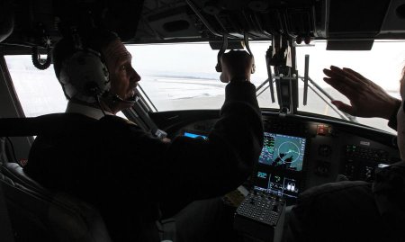 На второй круг: Росавиация переподготовит пилотов после крушения в Ростове-на-Дону