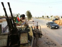 Более 20 ливийских военных погибли в двух терактах, организованных ИГ