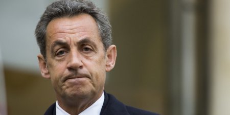 Саркози предложил "самому сильному" Путину первому отменить санкции