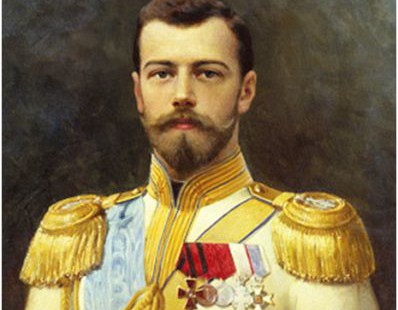 Аваков назвал «чудаками» людей, которые идут крестным ходом с портретом Николая II