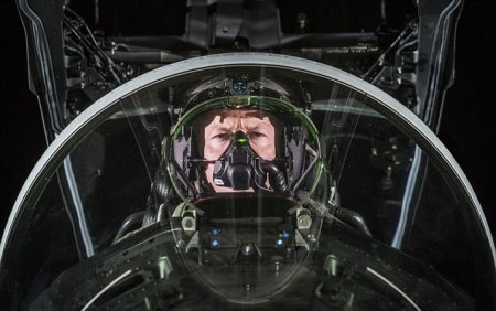 Компания BAE Systems выпустила «самый продвинутый шлём» для летчика-истребителя