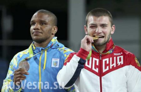 Украинский борец Беленюк умолял забрать его в Россию, — глава Федерации спортивной борьбы РФ