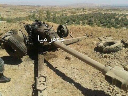 Последствия удара израильской авиации по сирийской артпозиции в провинции Кунейтра