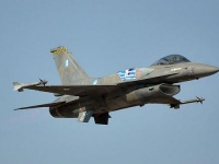 Истребитель ВВС Греции загорелся при взлетё на Крите - Военный Обозреватель
