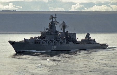 "Звездочка" завершила заводской ремонт ракетного крейсера "Маршал Устинов"