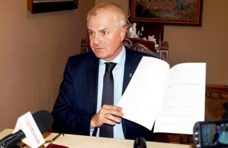 В Польше грозят прекратить сотрудничество с Украиной, если СБУ не отменит запрет на въезд для мэра Перемышля
