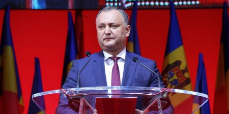 Президент Молдавии прокомментировал запрет на поездки чиновников в Россию