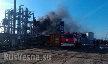 На Харьковщине горят цистерны с мазутом и жидким газом (ФОТО)