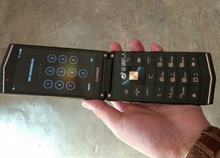 Инсайдеры слили в Сеть снимок прототипа телефона-«раскладушки» Gionee W919
