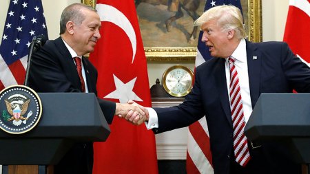 «Внешнеполитическое одобрение»: почему Турция поддержала удары западной коалиции по Сирии.