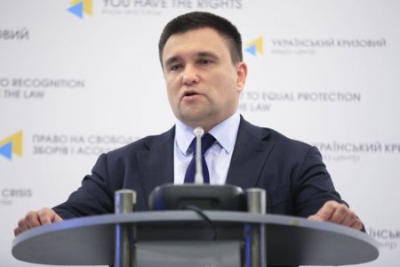 Климкин пообещал вернуть живущих в России украинцев на родину