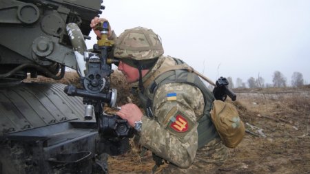 Донбасс сегодня: в ЛНР гремит артиллерия, в ВСУ бьют друг друга