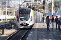 Укрзализныця планирует сократить количество ночных поездов