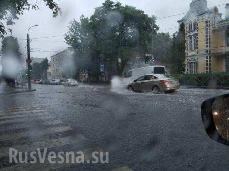 Украинский город «ушёл под воду» (ФОТО, ВИДЕО)