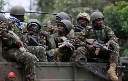 В Кении 8 полицейских подорвались на мине
