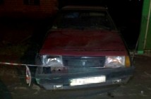 На Харьковщине водитель врезался в остановку с людьми, после чего сбежал