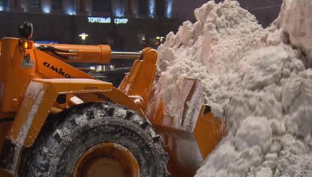 Мощнейший снегопад в Москве: фото и видео