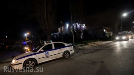 В Афинах швырнули гранату в полицейскую будку возле посольства России (+ФОТО)