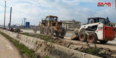 Сирийцы восстанавливают трассу М-5 в провинции Идлиб