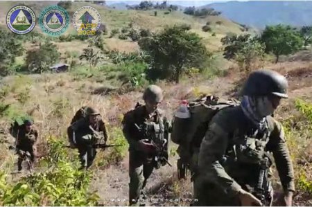 Армия Филиппин проводит операцию против боевиков ИГ на юге страны