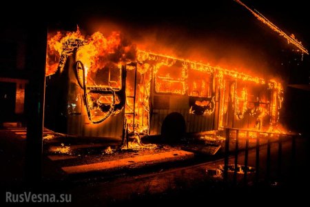 В Венгрии загорелся автобус с украинцами (ВИДЕО)