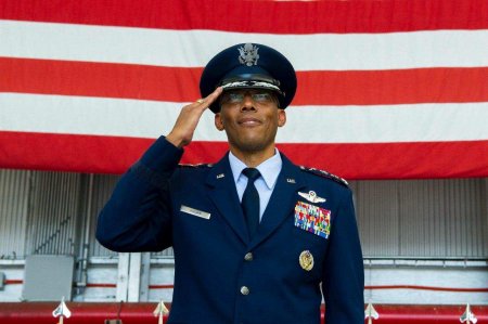ВВС США впервые возглавил чернокожий