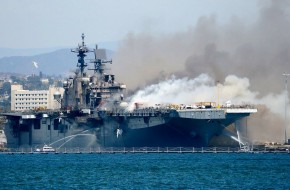 Пожар на гигантском корабле обнажил признаки распада ВМС США