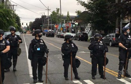 Полиция США разогнала «автономную зону» Сиэтла (ФОТО, ВИДЕО)