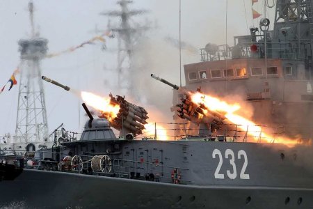 ВМФ России перебрасывает особые силы к берегам Украины