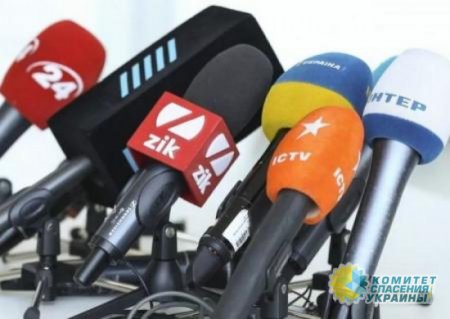Пушков призвал снизить информационное значение Украины