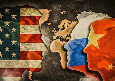 В США заявили, что Россия и Китай ввергли Вашингтон в стратегический кошмар