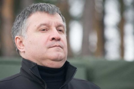 Аваков ответил на предложение Путина дать убежище Порошенко (ВИДЕО)