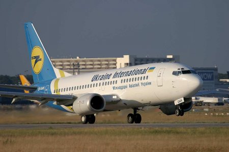 Авиакомпания «МАУ» выводит самолеты из Украины