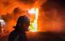 Ясиноватая горит после обстрела украинскими боевиками (ФОТО, ВИДЕО)