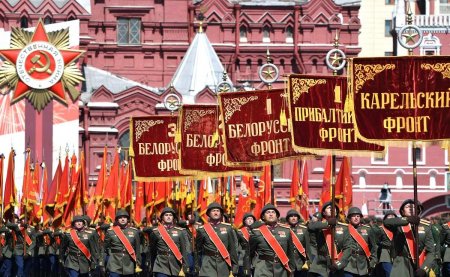 Парад Победы и акцию «Бессмертный полк» покажут онлайн