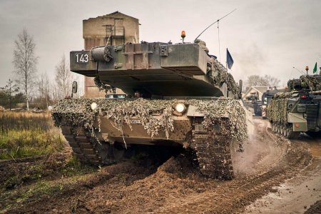 Удар дрона-камикадзе по новейшему танку Leopard 2A6 (ВИДЕО)