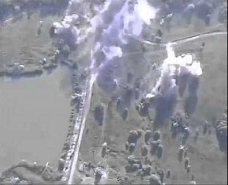 Российские войска уничтожили группу боевиков в лесополосе (ВИДЕО)