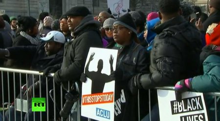 В Вашингтоне прошёл марш протеста против полицейской жестокости