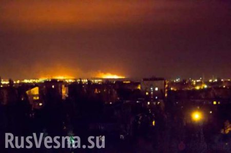 МОЛНИЯ: Горловка снова под мощным обстрелом артиллерии ВСУ