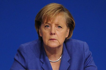 Меркель: Военные усилия в Сирии необходимы, но они не решат кризис